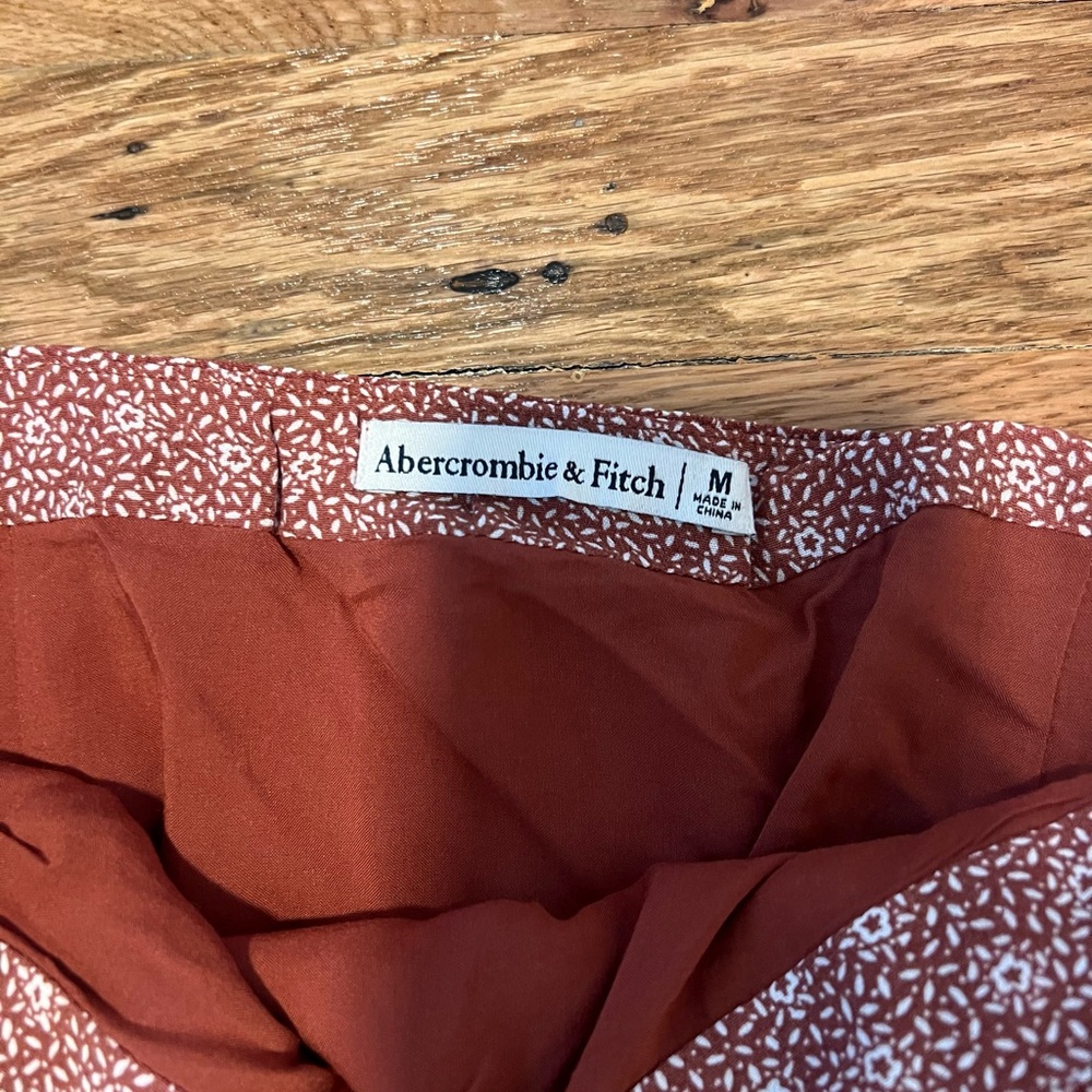 Abercrombie & Fitch Asymmetrical Floral Skirt - Picture 3 of 5